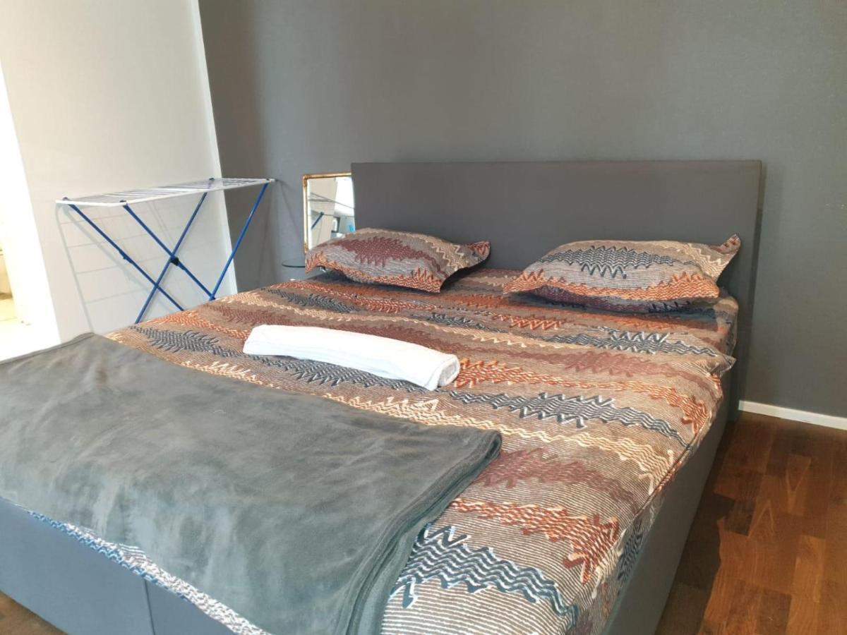 Deluxe Apartment 5P Mm A Viyana Dış mekan fotoğraf
